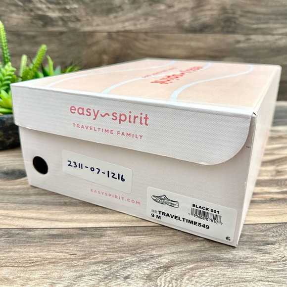 NIB Easy Spirit Traveltime 9M Black Classic Clog Slip On Sweater Knit - Picture 11 of 12